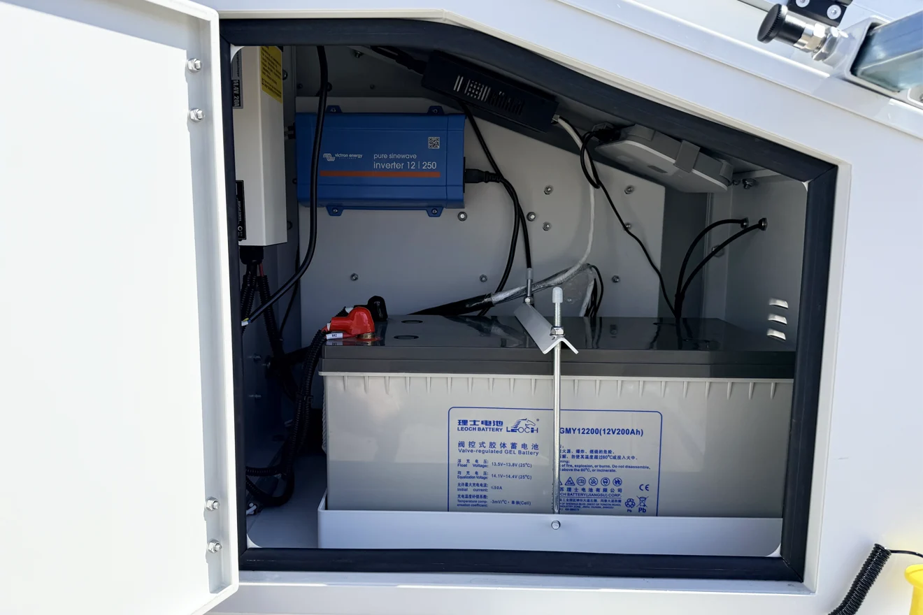 White Knight access compartment door option two